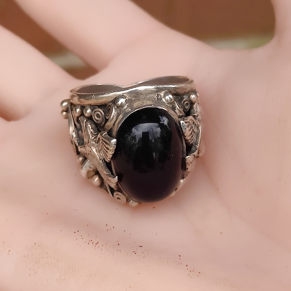 Massive Vintage Men's Sterling Silver Black Onyx Eagle Native American Ring - Picture 9 of 12